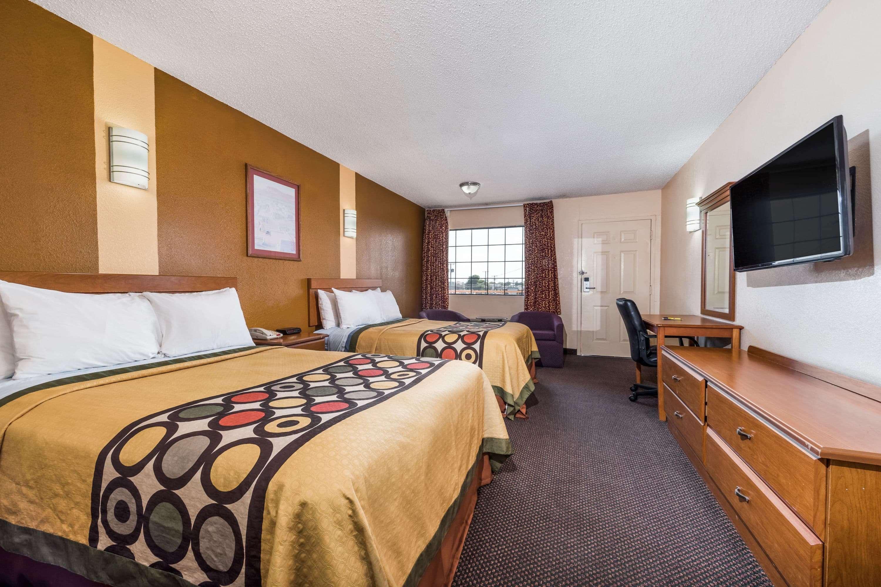 Super 8 By Wyndham Waco/Mall Area Tx Exterior photo